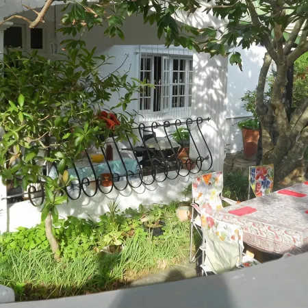 Valley Guest House Отели рядом с достопримечательностью «Пивоварня Dockside»