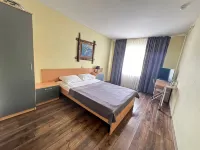 Robinson Living Quarters - 2-نجوم