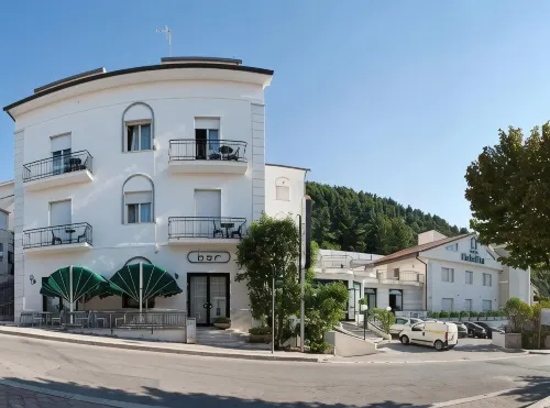 Hotel Fini - parking