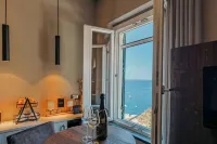 Casa 67 Seaview Suite & Luxury Bath - WiFi
