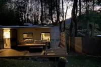 Magical Little Camper in the Bamboo Forest - Minutes to Downtown Asheville! WiFi - Bungalows
