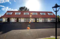 Bennetts Thermal Motor Inn - Motels