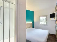 Hotelf1 Massieux