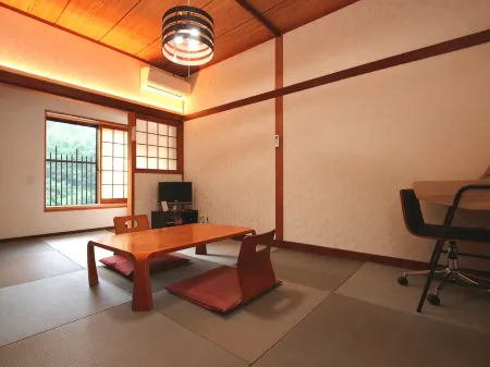 旅館まるや