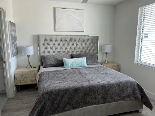 Cozy 1-bedroom apartment in pleasant Sarasota with WiFi, AC, fitness room - Apartments