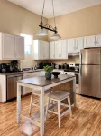 Big Groups Central Memphis Stay-5Br/4BA w/Parking - Walk to FedEx Forum&Beale St - บังกะโล