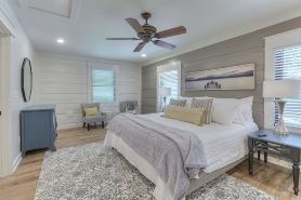 Lakeside Family Escape-Modern log home in secluded cove w/pvt. dock, Sleeps 12