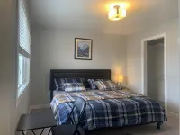 Exquisite 3 BR Villa with Double Garage-King Bed