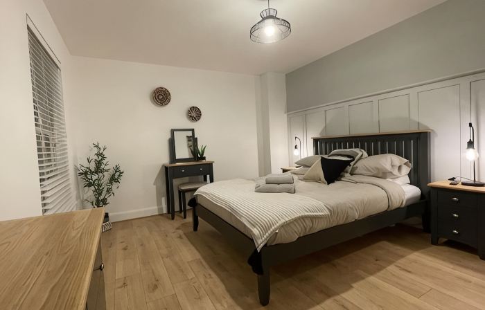 Harbourside, Luxury Two Bedroom Townhouse with Bike store – Sleeps 6
