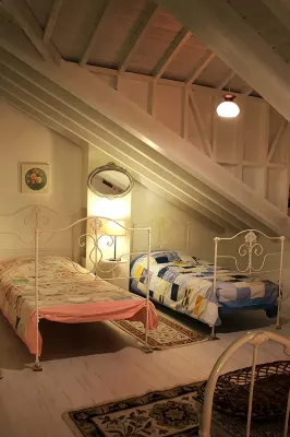 Casa das 2 Marias is a traditional Azorean house located in the center of Furnas - 3-Star