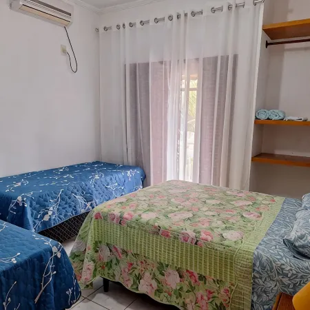 HOUSE COAST OF SUN-BERTIOGA 3 SUITES 3WC PISC. 2 LAVABO- 200 MTS BEACH / WIFI