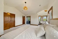 Large luxury home!  Views!  Hot tub!  Game room!  EV charger! Pool table! Grill!