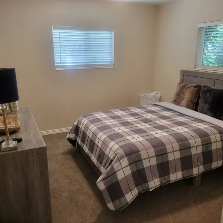 Sweet Retreat 1-Bedroom Apartment