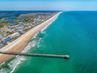 Cozy Beach Home w/ Fire Pit, Grill & Outdoor Swings— Min from Surf City Pier! Hotels in Pender County