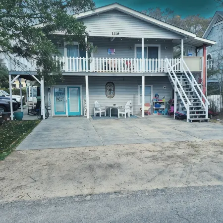 First Floor Home, No Stairs, Only One Block From The Ocean