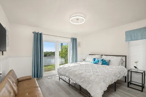Oasis on the Gulf, screened pool, sunset, kayaks! - Pools