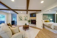 Cozy & Private Cottage, Luxurious Hot Tub at Blue Ridge Mountains Countryside - Boutique