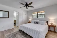 Beautifully Remodeled Townhouse Steps from the Shore – Pool & Garage Included - 4-Star
