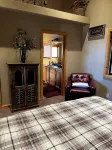 Private Luxury Cabin on 5 Acres, 4Bd 2.5ba Perfect Base Camp to N. Parks! - Alphydda