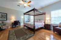 2026 Season  Sale  Executive Pool Home~Minutes to Beaches, Marina, Preserve - Jacuzzi