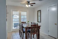 Close to Ulm & Meta, Pet Friendly, Fiber Internet, Carport! - 3 estrellas