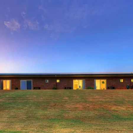 Heritage Lodge Motel