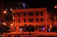 Apartment in The Historical Stahl House Building. - 2-Star
