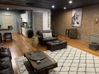 NEW “Bourbon on the Square” Downtown Rustic Loft - 3-Star