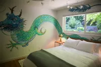 Serene Mid-Century Retreat - Wifi