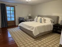 Bourbon on Broadway- 3 King Bed- Downtown Bardstown-Walk Everywhere!! - บูติค