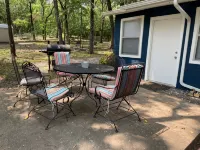 Fisherman's Flat    Cozy 3-bedroom cabin short walk to water at Cypress Cove - 3 étoiles