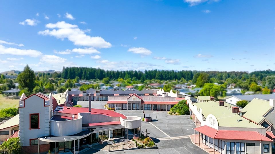 The Village Inn Hotel Te Anau