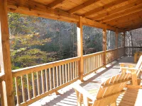 Bearadise Cabin on 300+ ft of Brasstown Creek: Near John C. Campbell Folk School - Chalets