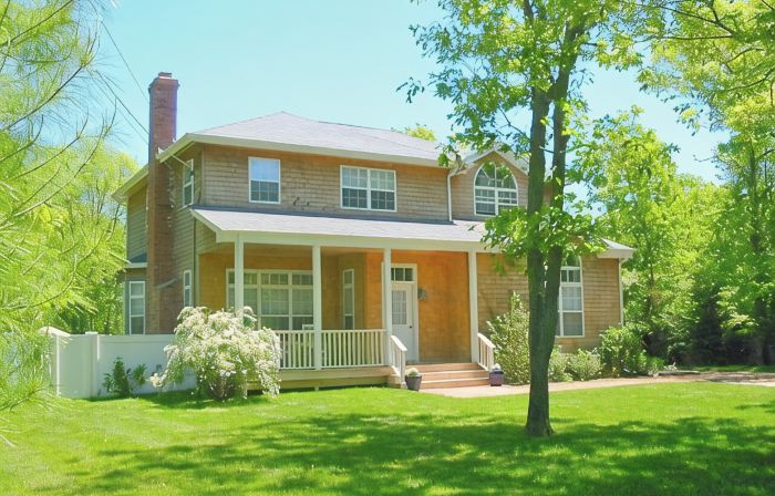 East Hampton in Private Bay Beach Community! Pool, HotTub, Pirate Ship and More!