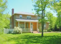 East Hampton in Private Bay Beach Community! Pool, HotTub, Pirate Ship and More! - WiFi