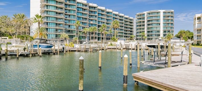Serenity Awaits: Unwind in Style with Our Premier Orange Beach Condo Rental Ξενοδοχεία στην πόλη Baldwin County