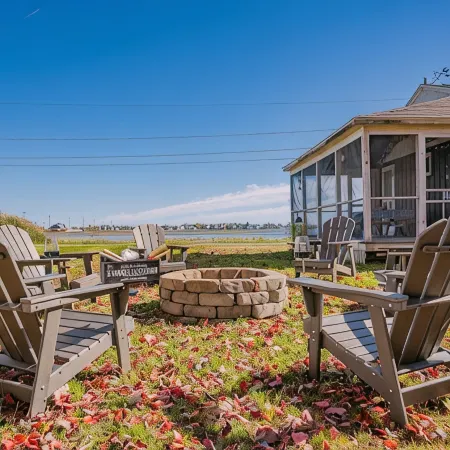 Salt Box by the Sea: Water View - Charming 3-bedroom Cottage in Wells!