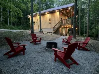 Secluded 3 bedroom Log Cabin Kid Friendly In Logan Ohio in Hocking Hills Hot Tub - Alppimaja
