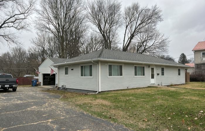 Cozy 3-Bedroom Home in Logansport IN,