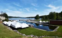 Stay in the heart of Greenwood Lake minutes away from the lake - Boutique
