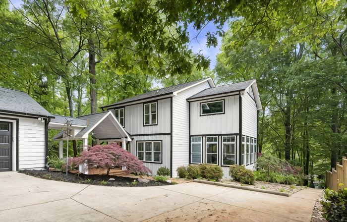 Shady Shoals - Lakefront; Quiet Cove; Huge Dock; Pool Table; Walk to State park