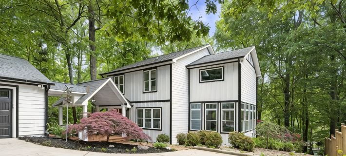 Shady Shoals - Lakefront; Quiet Cove; Huge Dock; Pool Table; Walk to State park Hotels in Fallstown
