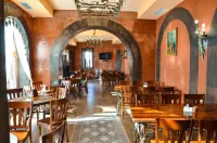Khoreayi Dzor - breakfast