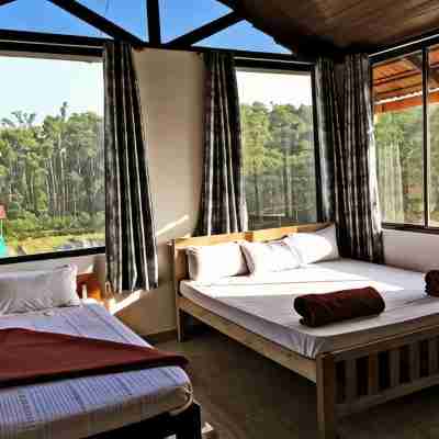 Sirimane Homestay - Swimming Pool, Food, Near to Falls & Trek Rooms