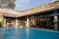 Château Latour Segur Suites & Spa - Swimmingpools