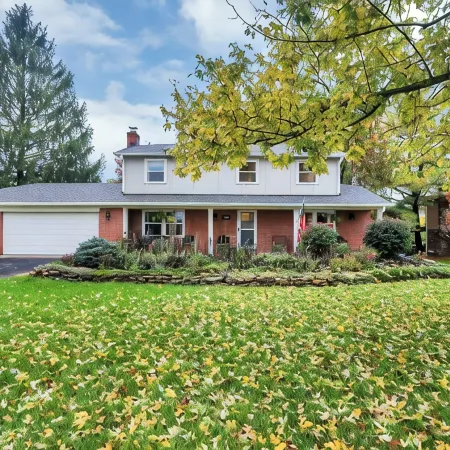 Private/spacious home w/backyard near Grand Park