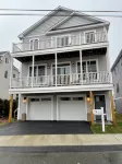 Brand new house with water views just steps from beach! - บูติค