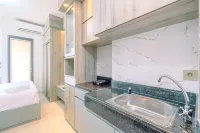 Simple and Cozy Living Studio Transpark Cibubur Apartment - 3-Star