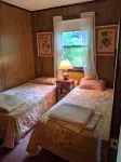 Charming 2 Bedroom Lakefront Cottage in the Catskill Mountains - Wifi