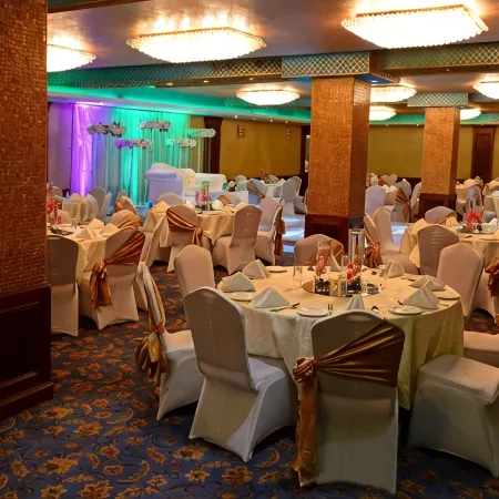 Larsa Hotel